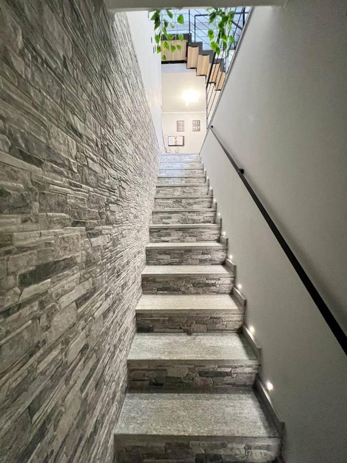 Апартаменты Modern Loft Center Of Turin + Jacuzzi 30M Metro Колленьо Экстерьер фото